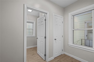 584 Weeden St, Pawtucket, RI 02860 - photo 5