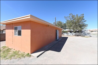 8162 Sharp Rd, El Paso, TX 79907 - photo 3