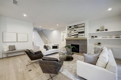 814 W 31st St, Houston, TX 77018 - photo 7