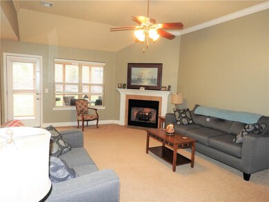 1 Buckden Ln, Bella Vista, AR 72715 - photo 6