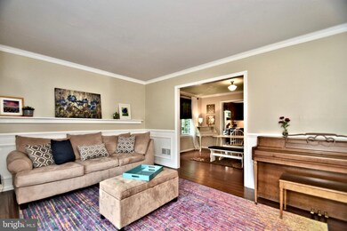 1029 Deerfield Cir, Perkasie, PA 18944 - photo 7