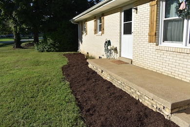 189 Thompson Dr, Minor Hill, TN 38473 - photo 6