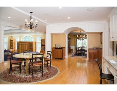 73 Smith St, Wellesley, MA 02482 - photo 3