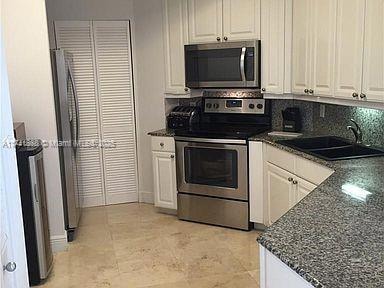 One Tequesta Point unit 600, Miami, FL 33131 - photo 6