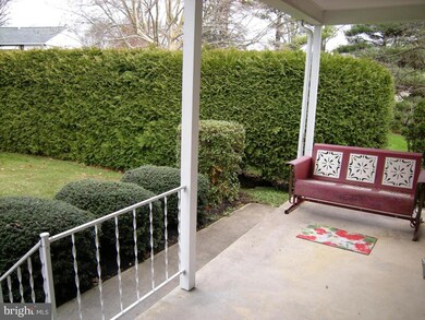 226 Ziegler St, Mount Joy, PA 17552 - photo 3