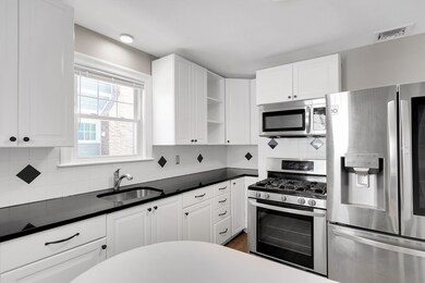 517 California St, Newtonville, MA 02460 - photo 3