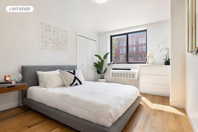 23-16 31st Ave unit 2B, New York City, NY 11106 - photo 2
