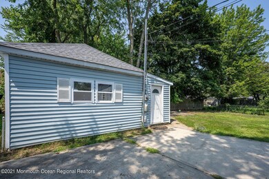 25 Kentucky Ave, North Middletown, NJ 07748 - photo 3