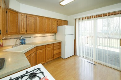 320 Locust St-106