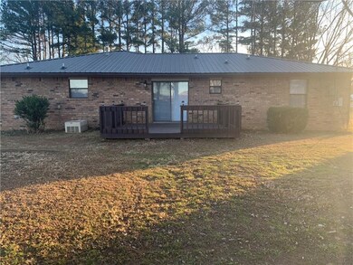 112 Doolin Dr, Elkins, AR 72727 - photo 4