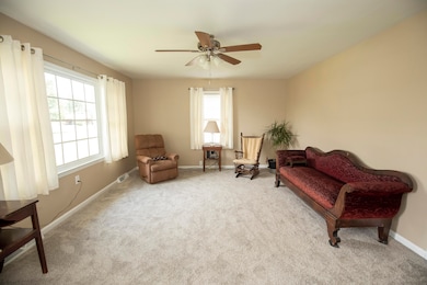 1004 Riverside Dr, Harrodsburg, KY 40330 - photo 4