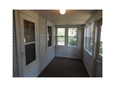 3-Seasons Porch/Room. Enclosed porch.