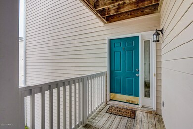 904 Litchfield Way Wilmington-large-003-