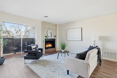 6732 S Lewis Ave unit 312, Tulsa, OK 74136 - photo 2