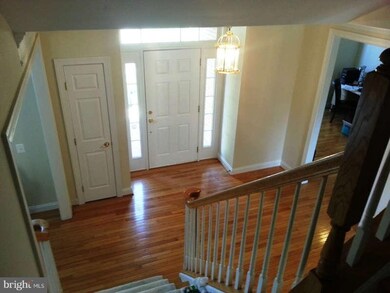 2723 Robaleed Way, Herndon, VA 20171 - photo 4