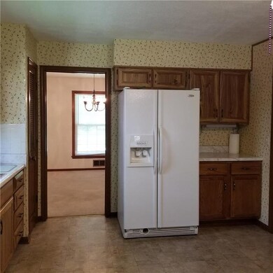 711 NW 10th St, Blue Springs, MO 64015 - photo 6