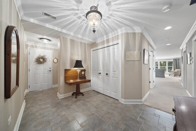 148 N Water St unit 203, Batavia, IL 60510 - photo 3