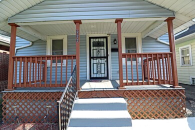 Covered front Porch