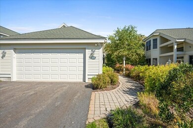 117 Carriage Hill Cir unit 112, Southborough, MA 01772 - photo 7