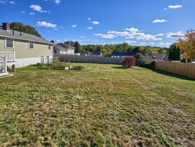 26 Ebenezer St, Worcester, MA 01604 - photo 3