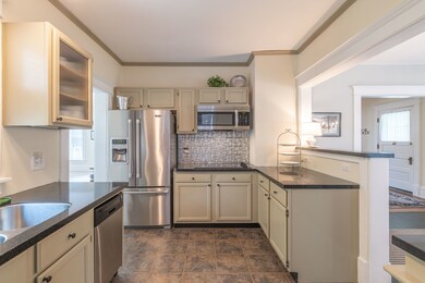 361 S Madison St, Oswego, IL 60543 - photo 6