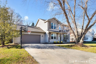 8275 Vista Royale Ln NE, Rockford, MI 49341 - photo 2