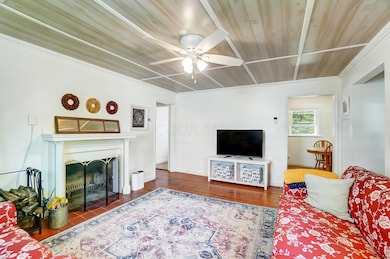 106 Demorest Rd, Columbus, OH 43204 - photo 7