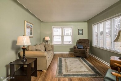 566 Lankamp St NW, Grand Rapids, MI 49544 - photo 5