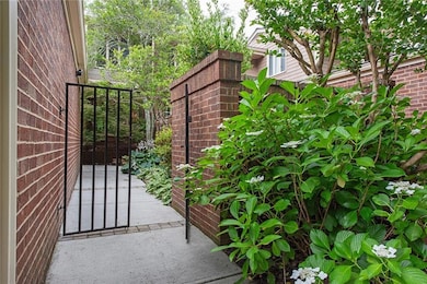 4056 Columns Dr SE unit 5B, Marietta, GA 30067 - photo 6