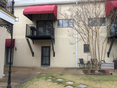 PATIOS
