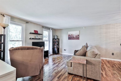 1786 Woodpine Ln, Cincinnati, OH 45255 - photo 5