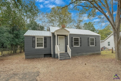 315 Arnold Blvd, Warner Robins, GA 31093 - photo 2