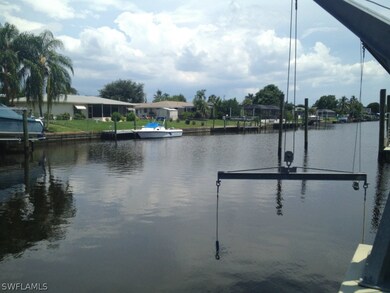 Deep canal for large boat