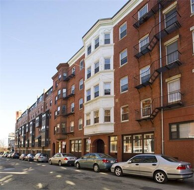 9 Battery St unit 2, Boston, MA 02109 - photo 7