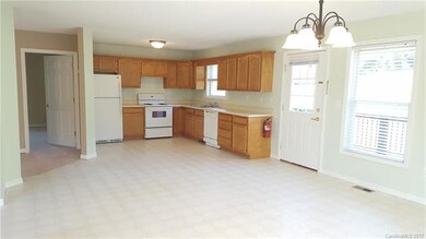 123 Lakeview Acres Dr, Asheville, NC 28806 - photo 4