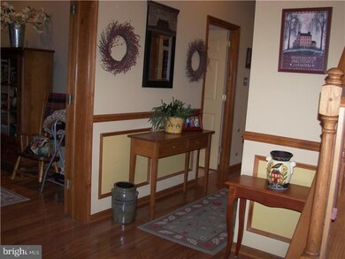 3919 Miriam Dr, Doylestown, PA 18902 - photo 6