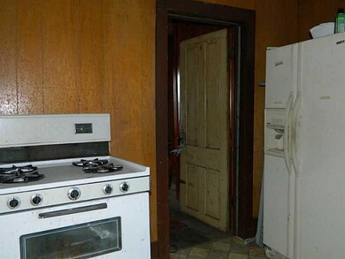 921 W Berry St, Fayetteville, AR 72701 - photo 4