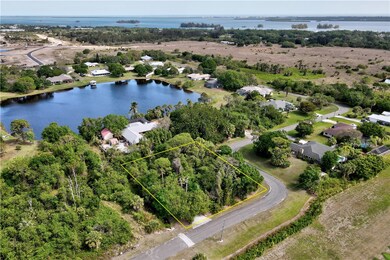 757 S Fischer Cir, Sebastian, FL 32958 - photo 2