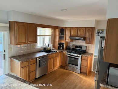 128 Whalepond Rd, Oakhurst, NJ 07755 - photo 5