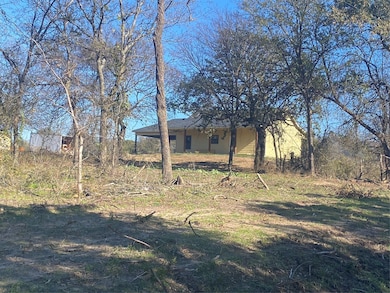 2001 Hoopers Ct, Weatherford, TX 76085 - photo 2