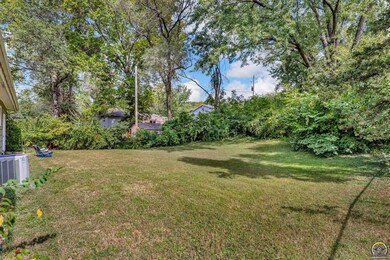 1014 Lawrence Ave, Lawrence, KS 66049 - photo 5