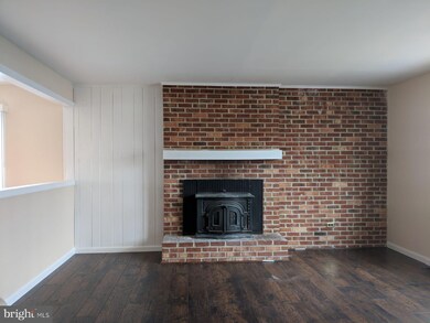 6 Pinewood Ct, Sicklerville, NJ 08081 - photo 3