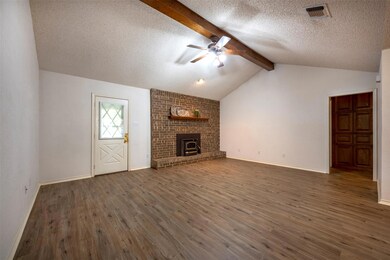 106 Sanchez Creek Ct, Weatherford, TX 76088 - photo 3