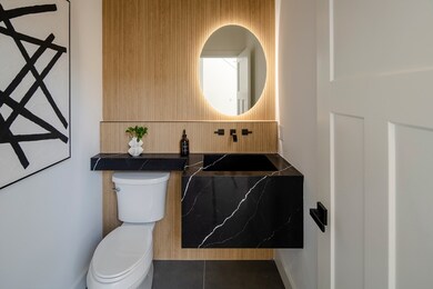 8 Hamlin Ave, Medford, MA 02155 - photo 4