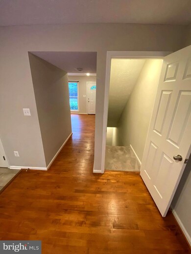 2182 Commissary Cir, Odenton, MD 21113 - photo 6