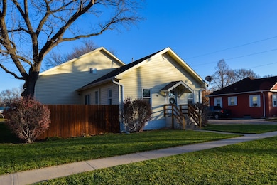 615 North St, Cambridge, NE 69022 - photo 2