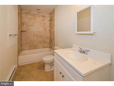 1800 Bethlehem Pike unit 2F, Flourtown, PA 19031 - photo 3