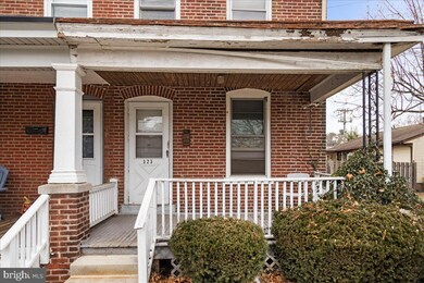 323 E Howard St, Pottstown, PA 19464 - photo 3