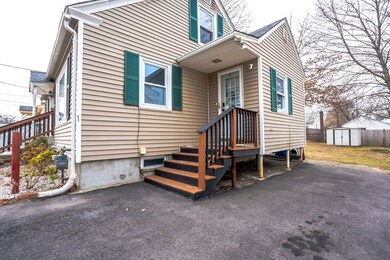 7 Vandergrift St, Lawrence, MA 01843 - photo 4