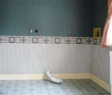 1109 Riverview Dr, Reading, PA 19605 - photo 7